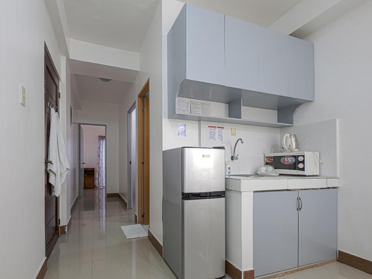 Alicia Apartment Paranaque City Экстерьер фото