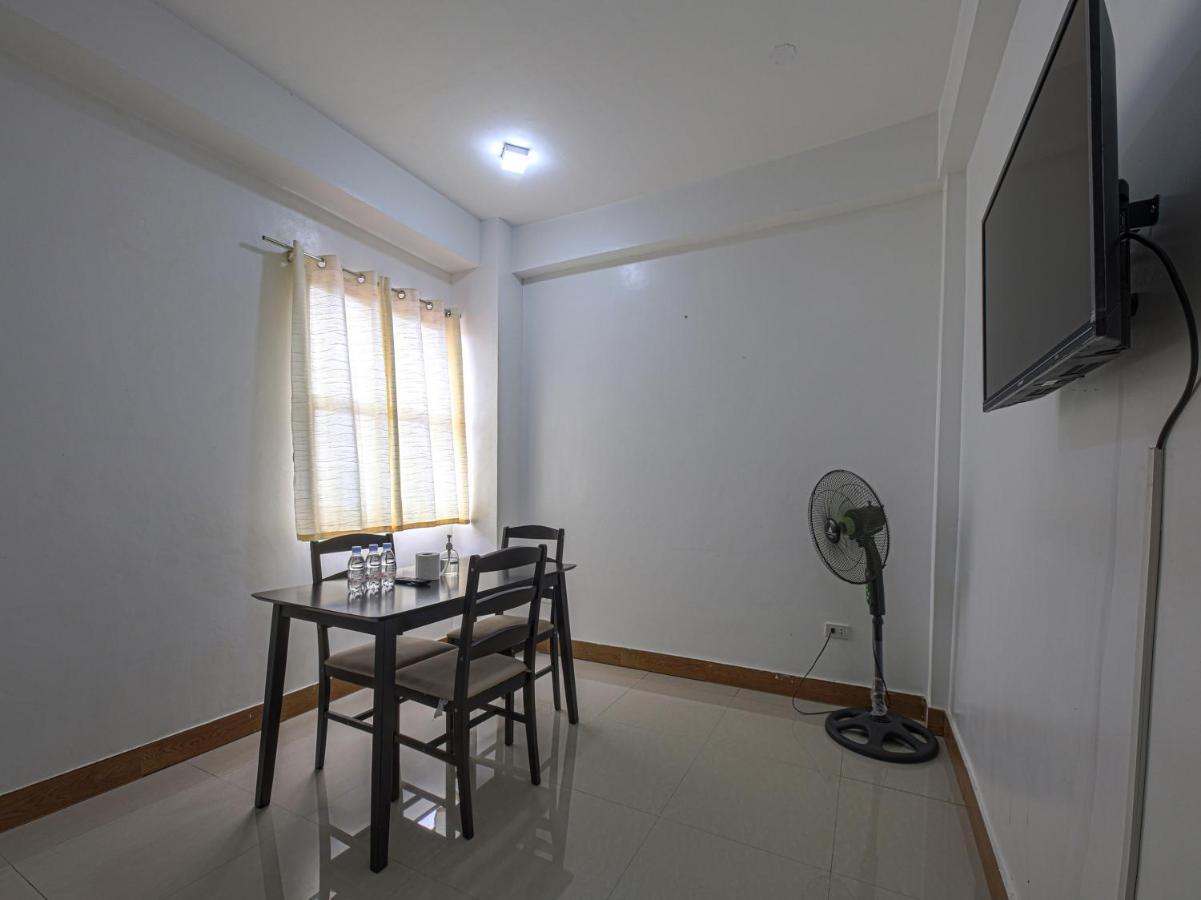 Alicia Apartment Paranaque City Экстерьер фото