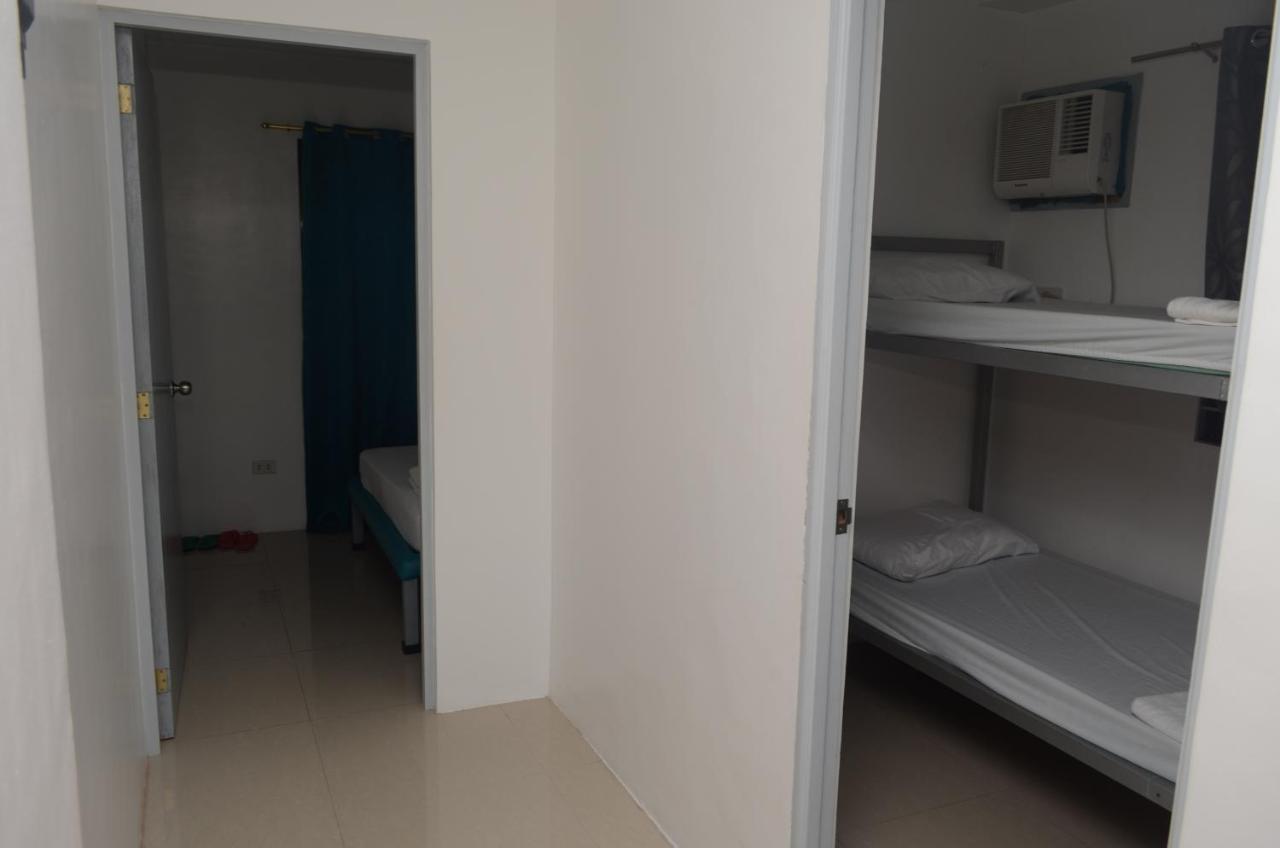 Alicia Apartment Paranaque City Экстерьер фото